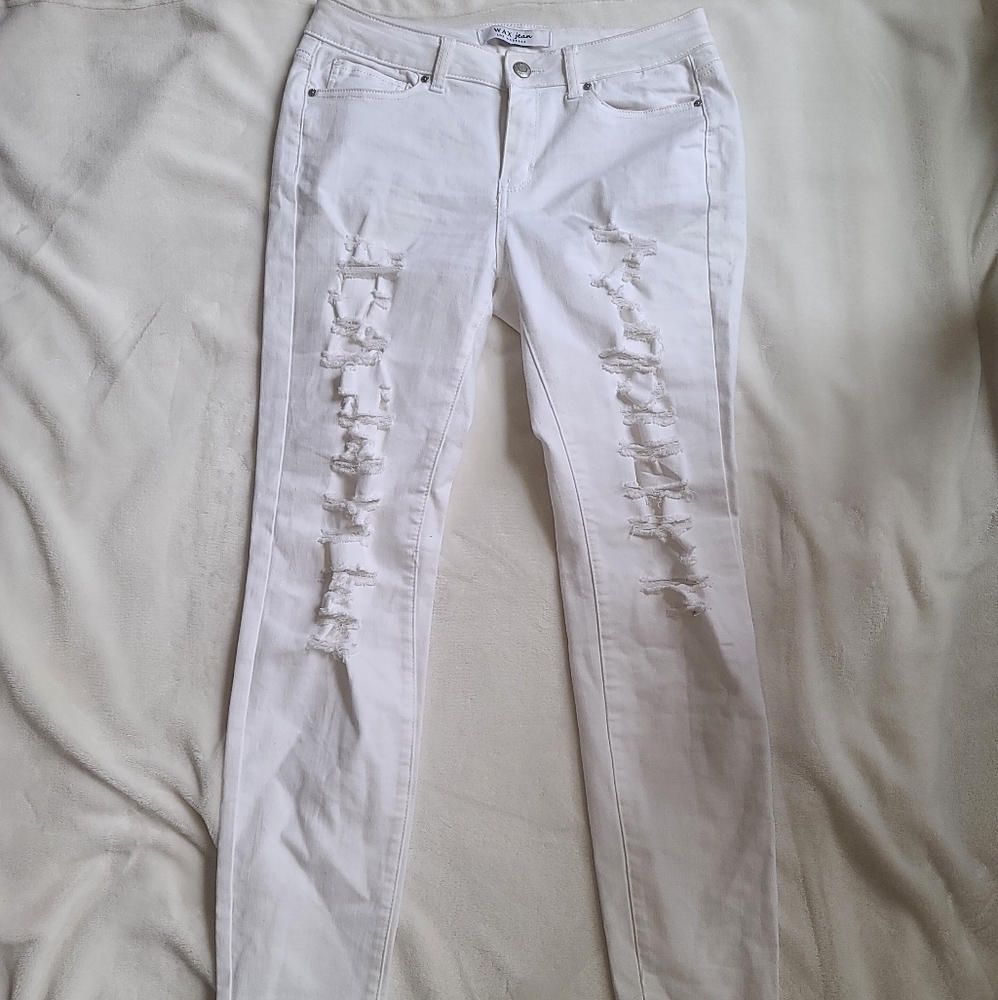 Distressed Skinny Jeans